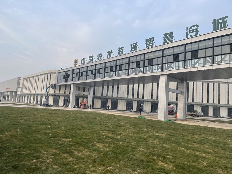 山東菏澤某公司選中御衛(wèi)仕洗地機、工業(yè)吸塵器等清潔設(shè)備
