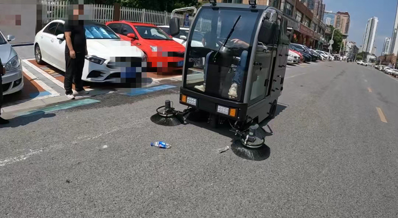 掃地車怎么樣？